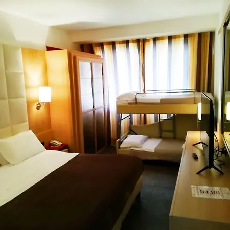 Grand Admiral Palace Hotel