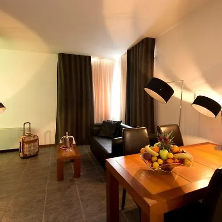 Grand Admiral Palace Hotel