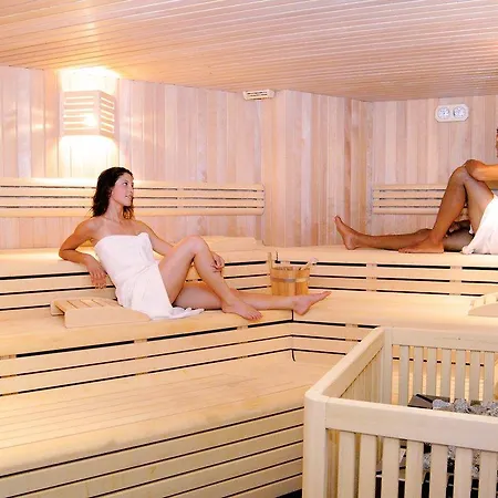 Grand Admiral Palace Hotel 4*