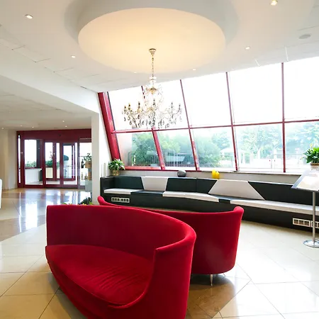 Grand Admiral Palace Hotel 4*