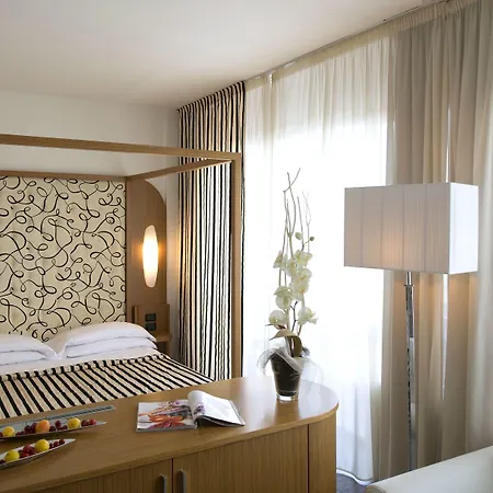 Hotell Grand Admiral Palace