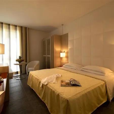 Grand Admiral Palace Hotell