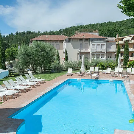 Grand Admiral Palace Hotel