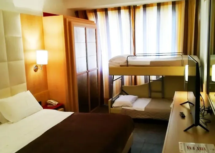 Grand Admiral Palace Отель