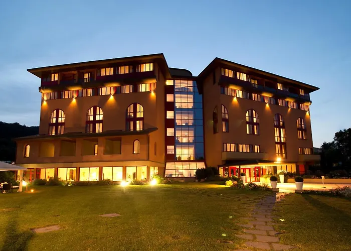 Grand Admiral Palace Отель 4*